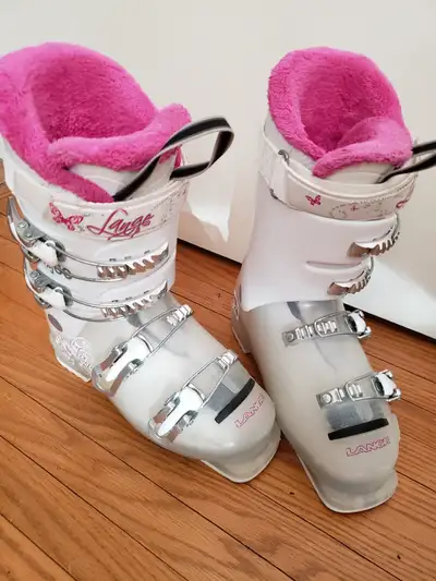LANGE Ski Boots size 23.5Like new$135, View more