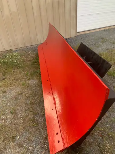 6 way blade I currently have heavy duty straight pins installed to keep blade straight. I have pisto...