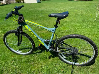 CCM Static Dual Suspension Mountain Bike, View more