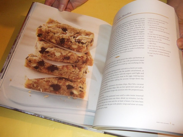 Baking cookbook Cookies Muffins Biscuits & Scones Breads Pies in Non-fiction in Oakville / Halton Region - Image 3