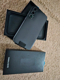 BRAND NEW in Box Samsung Galaxy S23 FE 128GB Black Grey