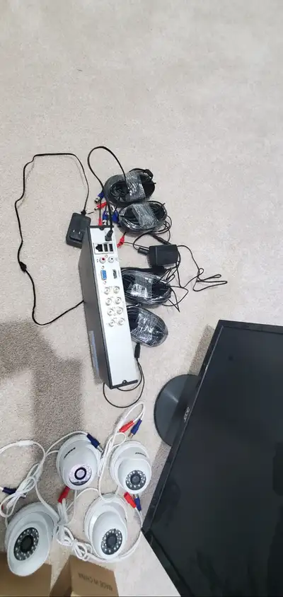 Selling DVR security camera $150 or make an offer