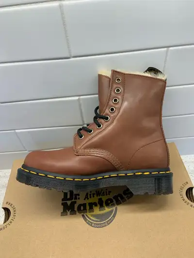 Women’s Dr Marten boots size 5, View more