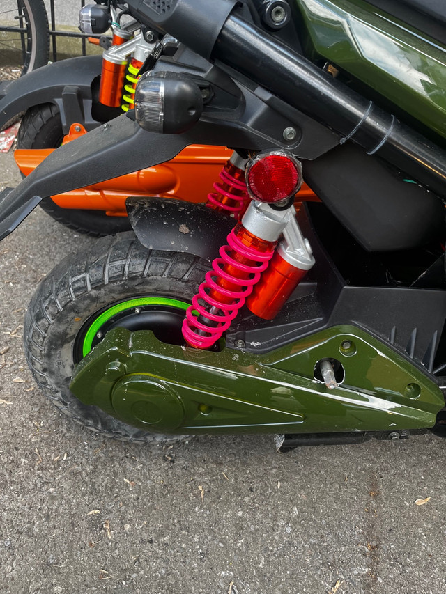 Scooters  dans Vélos électriques  à Région de Mississauga/Peel - Image 2