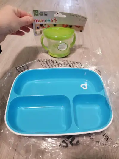 Munchkin Snack Catcher and Food Tray, View more