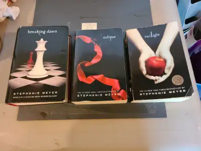 Stephenie Meyer Books, View more
