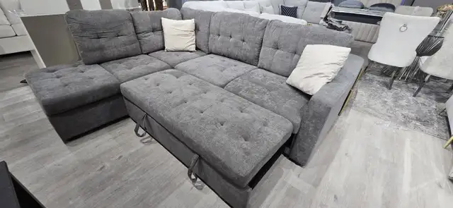 Sectional sofa bed with chaise  in Couches & Futons in Kingston - Image 2