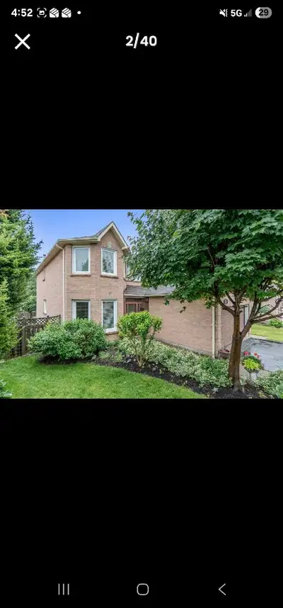 Big spacious bedroom(Unfurnished) with walkin closet available for rent. Shared washroom(1.5) and La...