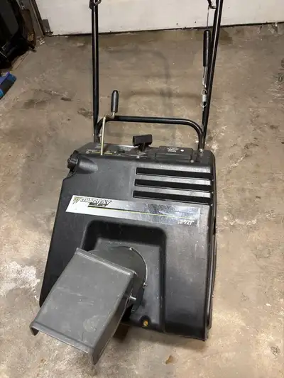 Murray brand snow blower, View more