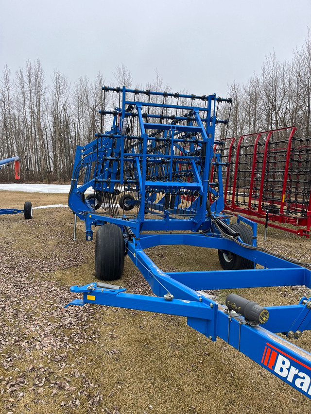 2018 Brandt 7000 Heavy Harrow in Farming Equipment in Edmonton - Image 3