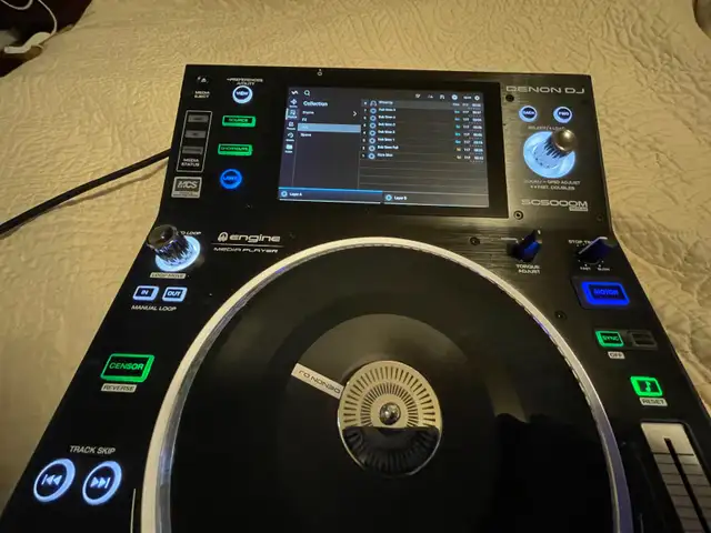 Denon SC5000m motorized platter Standalone DJ Unit in Performance & DJ Equipment in City of Toronto - Image 2