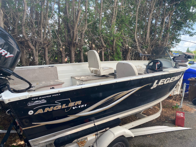 bateau Legend 151 Angler in Powerboats & Motorboats in Gatineau