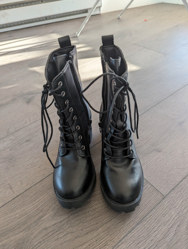 Women Side Zip Black Boots With Lace in Women's - Shoes in Burnaby/New Westminster