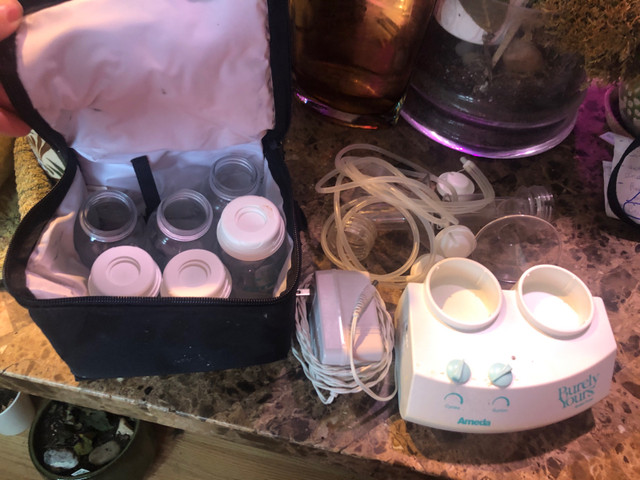 FREE- Ameda Breast Pump Accessories ONLY. Pump doesn’t work. in Feeding & High Chairs in Edmonton - Image 2