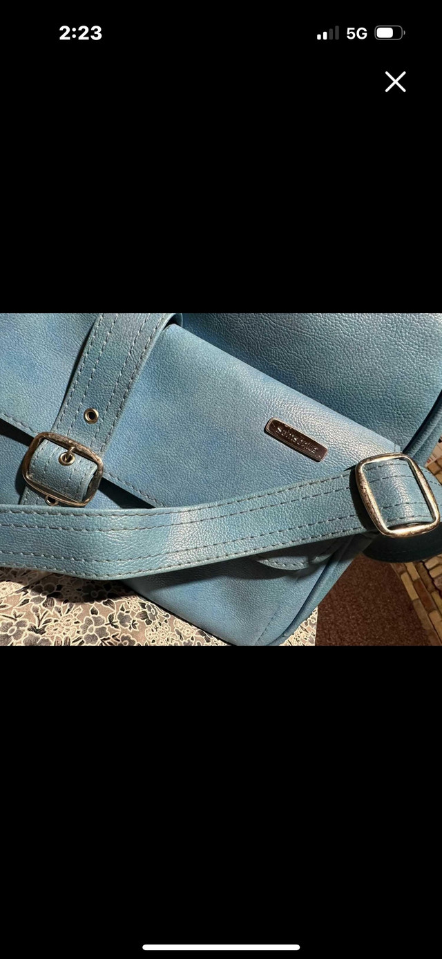 BEAUTIFUL TEAL BLUE VINTAGE “ SAMSONITE” BAG in Women's - Bags & Wallets in Regina - Image 3