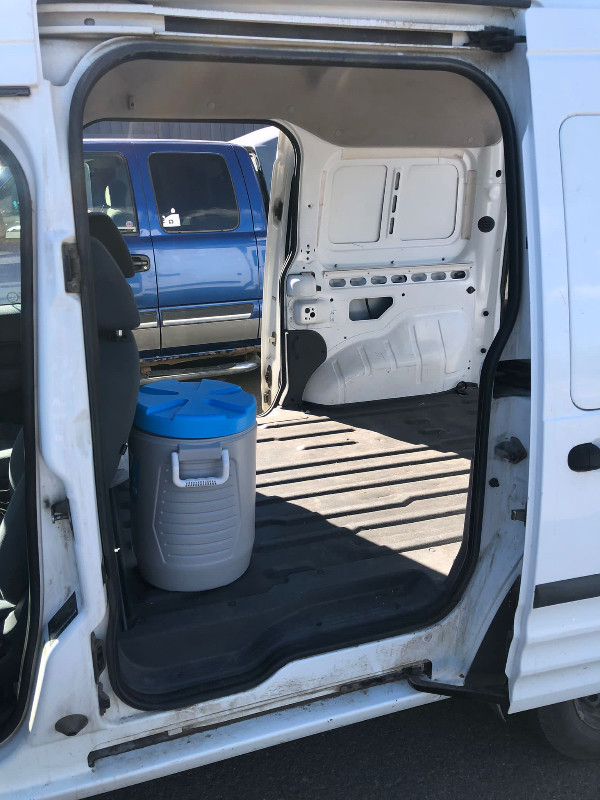 Ford Transit Connect Cargo van for sale in Cars & Trucks in Dawson Creek - Image 2