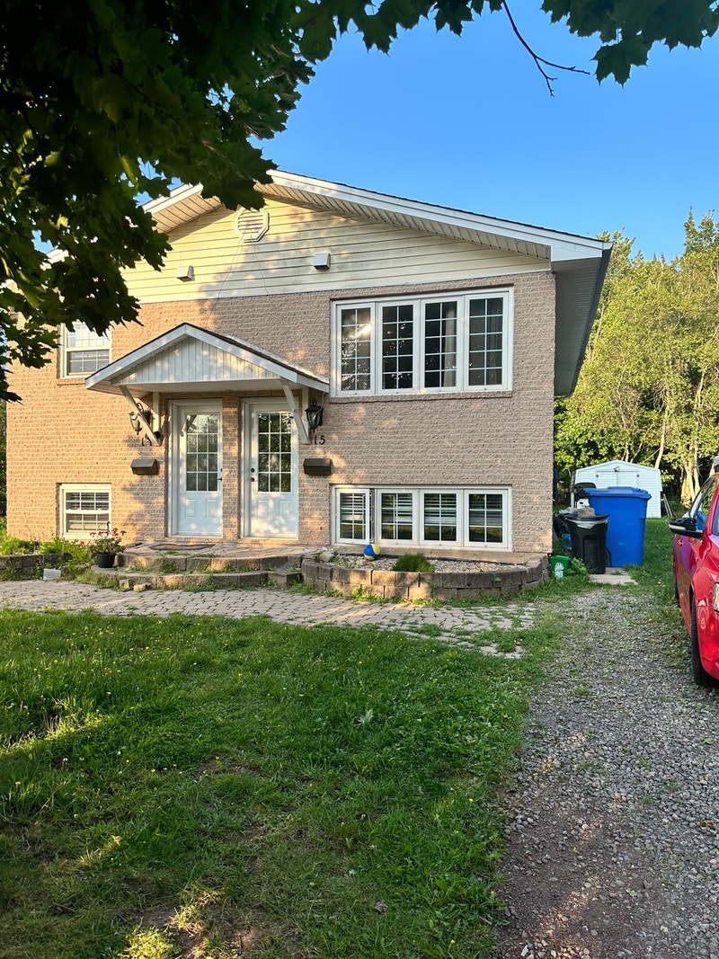 3 bedroom 1 bathroom house for rent Long Term Rentals Moncton Kijiji