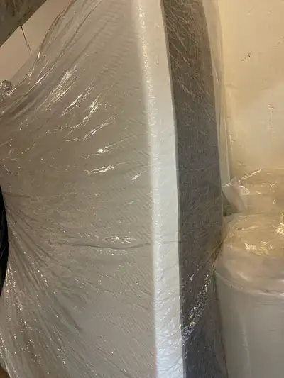 Brand New KING Memory Foams $499 Platform $99 Delivery , View more