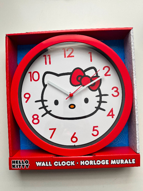 Hello kitty clock in Home Décor & Accents in Ottawa - Image 3