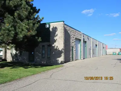 1200 sf of space in a well kept and managed light industrial mall on Colby Drive. Suitable for a con...