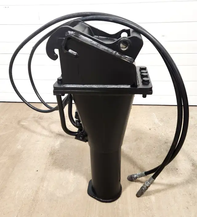 HYDRAULIC BREAKER, BOBCAT MN: HB880 in Heavy Equipment Parts & Accessories in Regina - Image 5