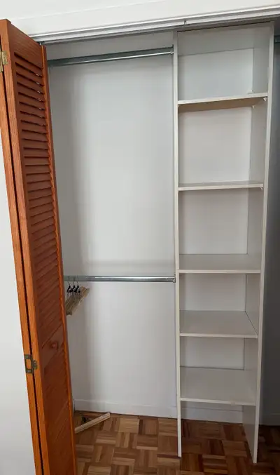 Meuble à garde-robe, View more