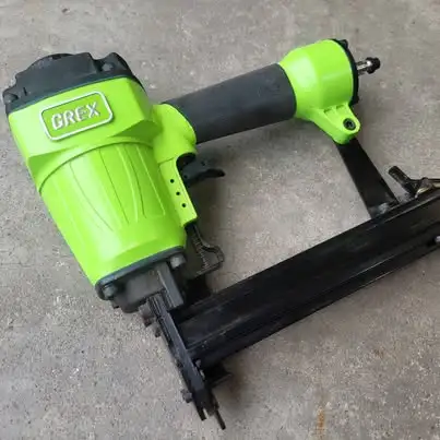 Grex CF15AA Pneumatic Corrugated Nailer