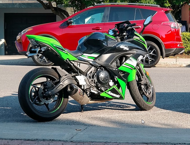 Moto Kawasaki Ninja 650 KRT 2017 dans Routières sportives  à Ville de Montréal