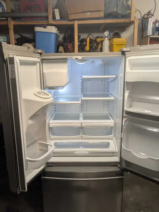 33" Maytag Fridge602772202251233283