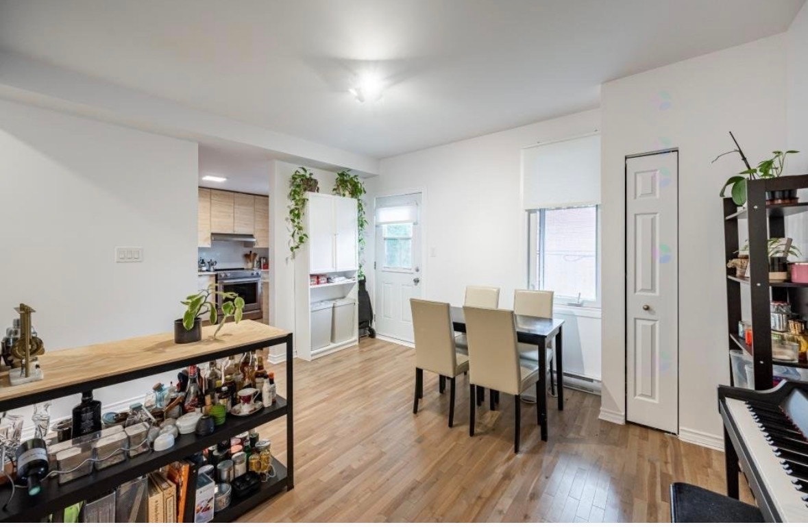 2-Bedroom, Renovated, Appliances, Parking, near Canal Lachine — photo 3