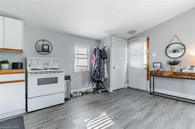 2 bed 1 bath house for rent in Long Term Rentals in St. Catharines - Image 5