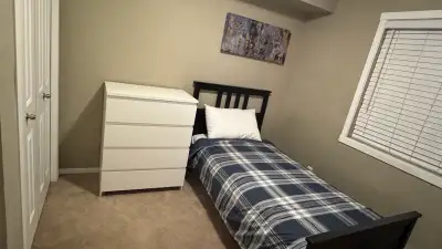 Enjoy comfortable living in prime location on Rabbit hill, within walking distance to most amenities...