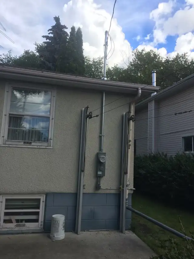 Honest Electrical Contractor566084213125294087
