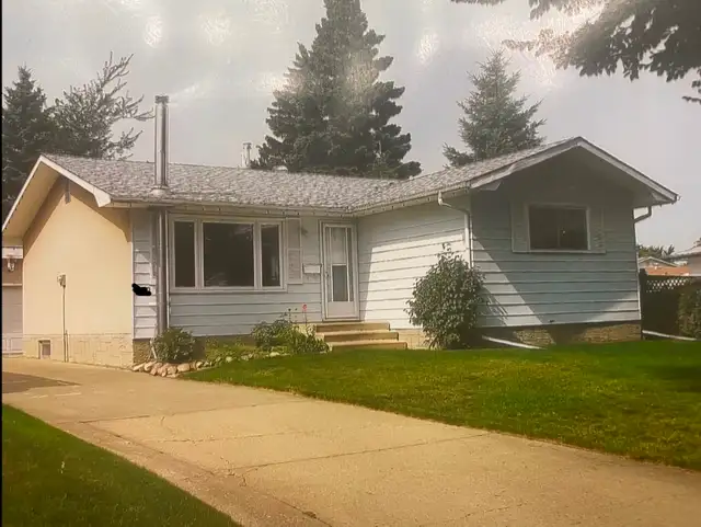 3 Bedroom +Office & Large BSMT Avail Oct 1