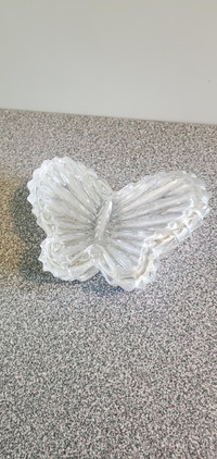 Glass Butterfly Shaped Trinket Dish With Lid