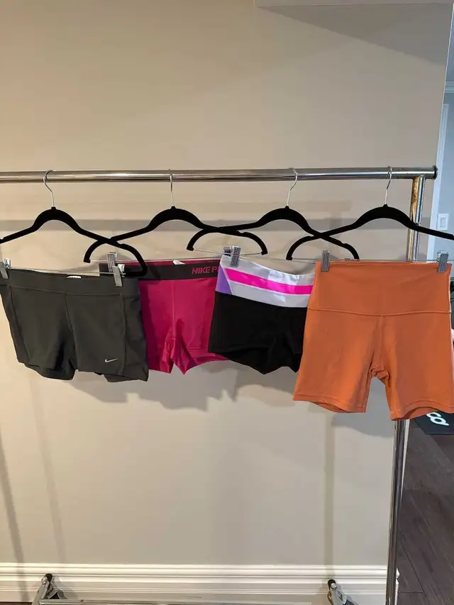 Nike Pro x 2 Lulu reversible Lulu bike shorts in Women's - Bottoms in Mississauga / Peel Region - Image 2