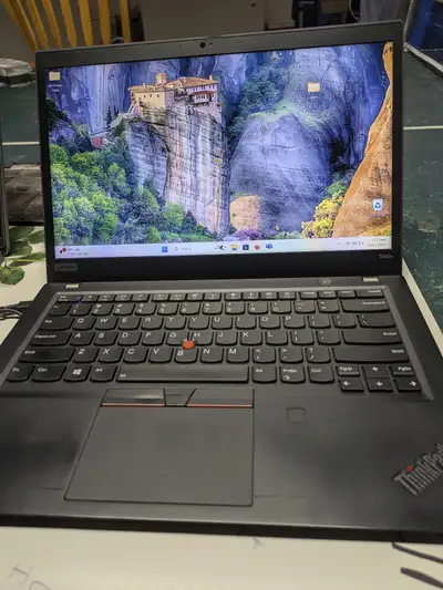 Lenovo Thinkpad T490s, View more