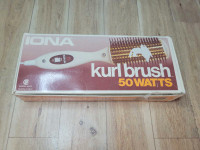 Vintage IONA Kurl Brush, styling brush brand new 