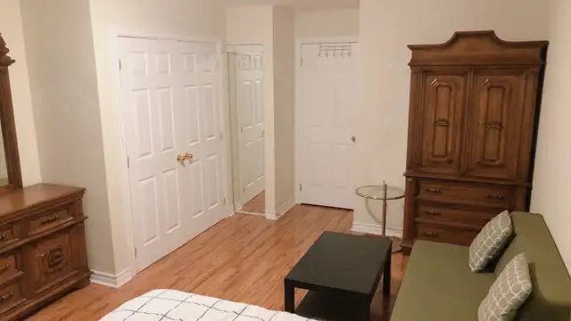North york Female house clean Master room for rent