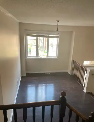 Spacious 4-Bedroom Townhome – Ready to Move In Location: Near Heartland Town Centre | Mississauga Th...