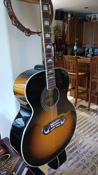 Epiphone EJ-200/VS Jumbo Acoustic Guitar, View more