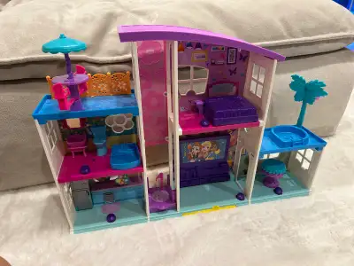 Polly Pocket Dollhouse / Play House – Great Condition, View more