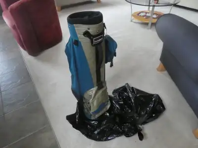 womans teal golfbag/great shape/lightweight, View more