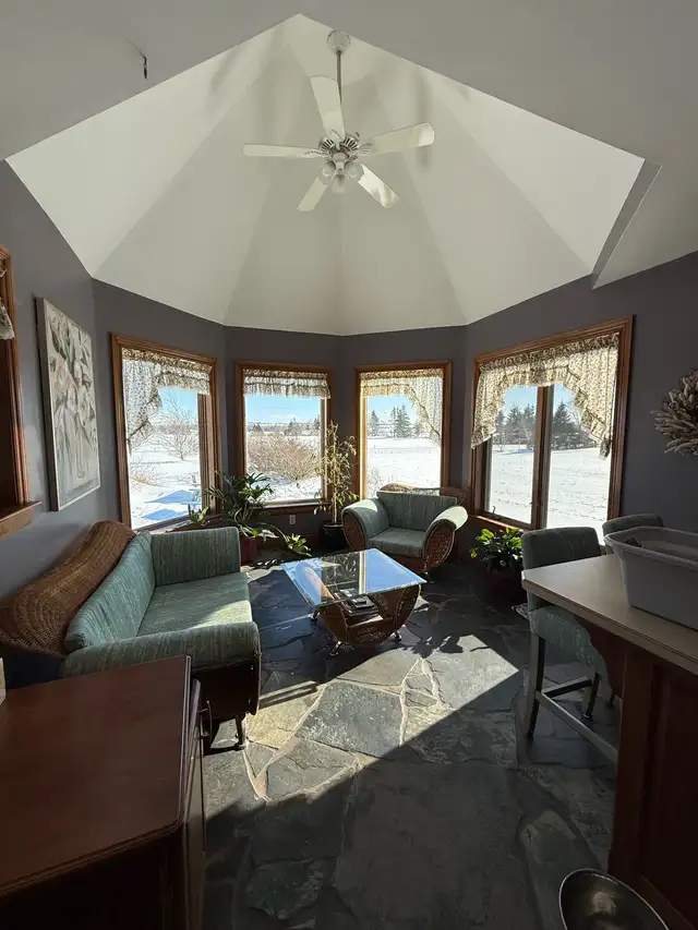 3 Bedroom 2 Bath House in Long Term Rentals in Charlottetown - Image 8