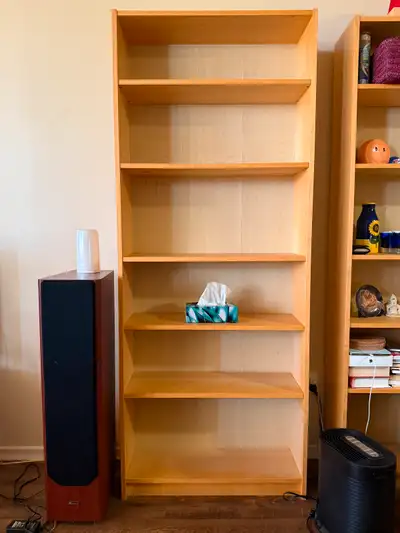 These bookcases are in perfect shape. Have to sell to make room . I'll be sorry to see them go. The...