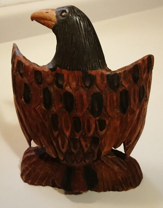 Vintage Hand Carved Wood Eagle Statue - Signed in Arts & Collectibles in Oshawa / Durham Region - Image 2