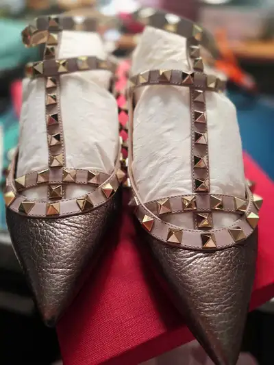 Valentino Garavani Rockstud leather caged ballerina flats gold, View more