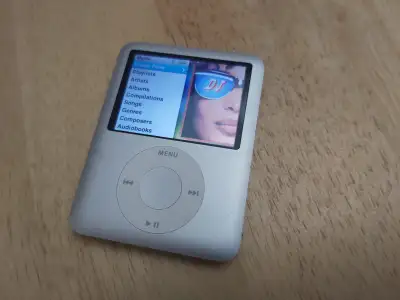 Apple iPod Nano 3rd Generation..4GB . Silver. ..Video .Photo ..M, View more