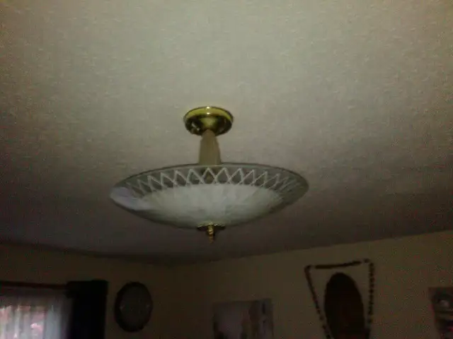 CEILING LIGHT in Indoor Lighting & Fans in Ottawa - Image 3