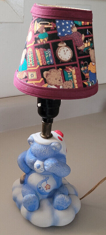 Vintage 1983 Care Bears Bedtime Blue Bear Porcelain Lamp w/Shade in Arts & Collectibles in Oshawa / Durham Region - Image 2